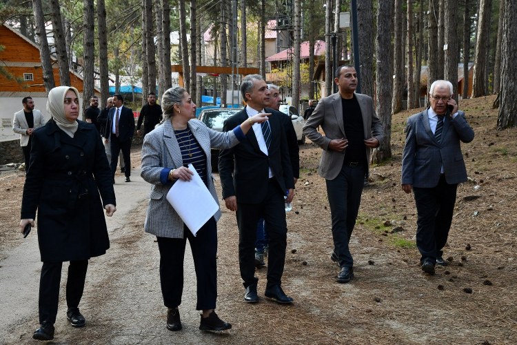 BAŞKAN İBRAHİM ÇENET, ZORKUN ŞENLİK TEPESİ’NDE İNCELEMELERDE BULUNDU