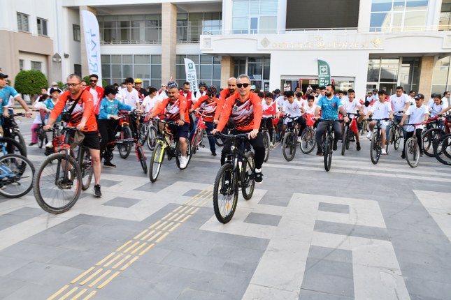 OSMANİYE’DE “GENÇLİK İÇİN PEDALLIYORUZ” ETKİNLİĞİ