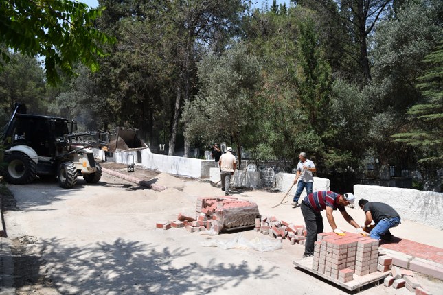 Osmaniye Asri Mezarlığı Yenileniyor