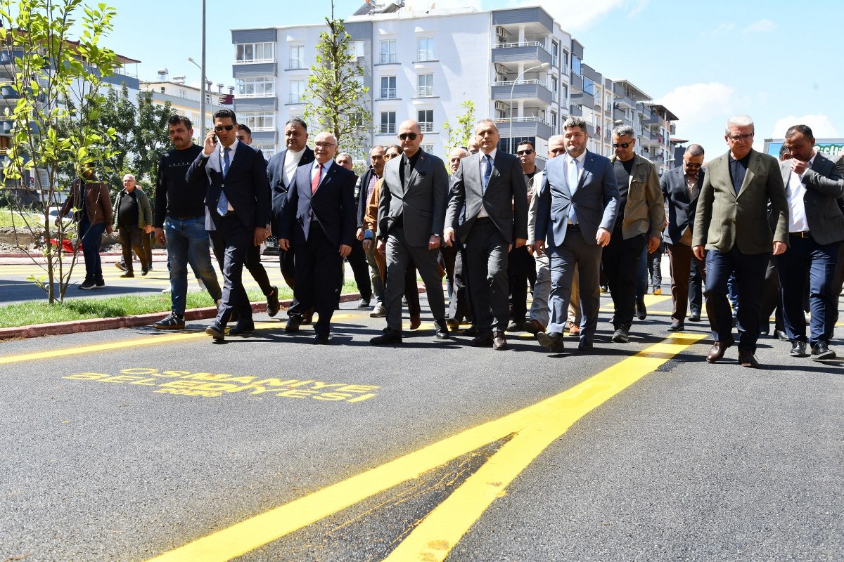 OSMANİYE BELEDİYESİ 8. KİTAP FUARI KAPILARINI AÇTI